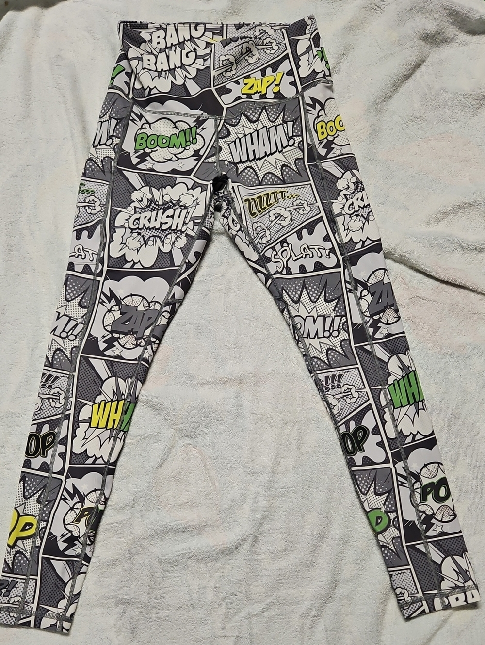 FMFM Regular Length Comic- Black, Gray & White with Green and Yellow Accents